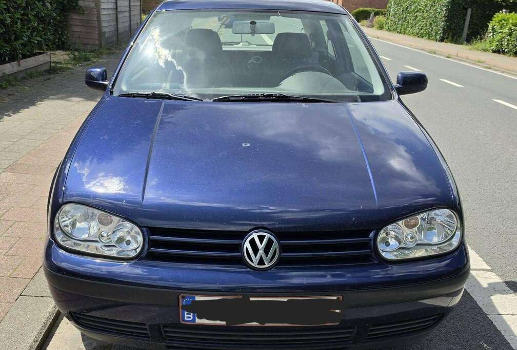 Volkswagen 1.4i Base Edition