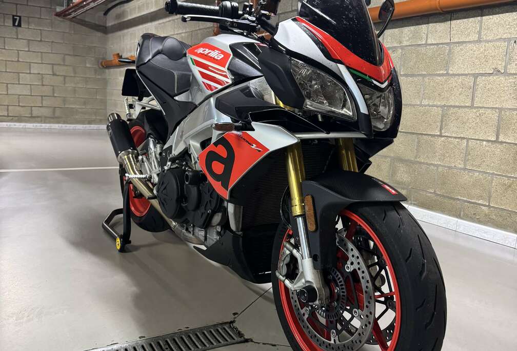 Tuono V4 RR