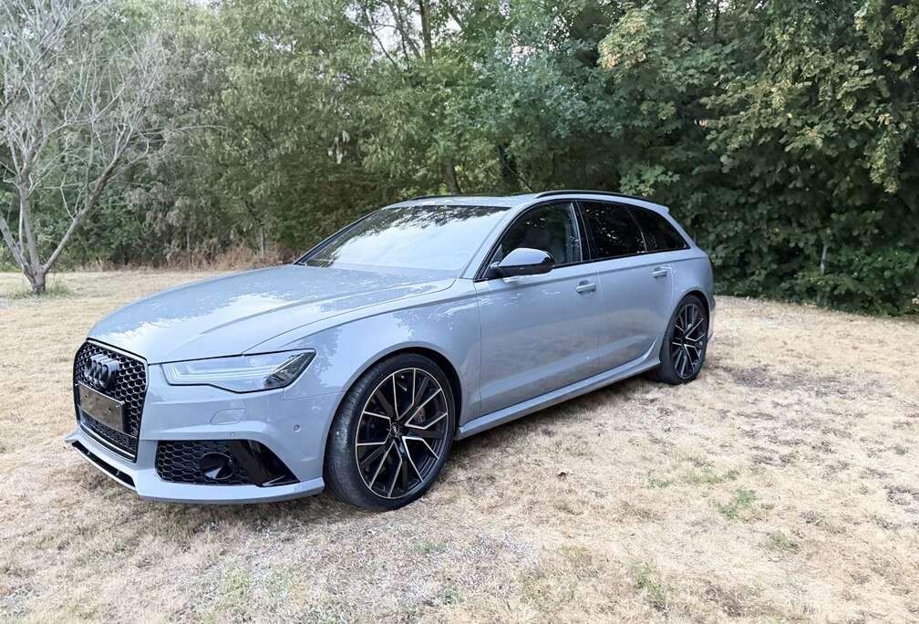 Audi 4.0 V8 TFSI Performance / UTILITAIRE
