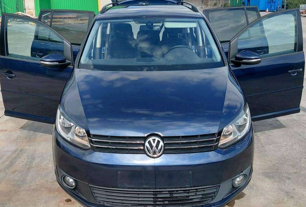 Volkswagen Touran 1.6 CR TDi Highline DSG