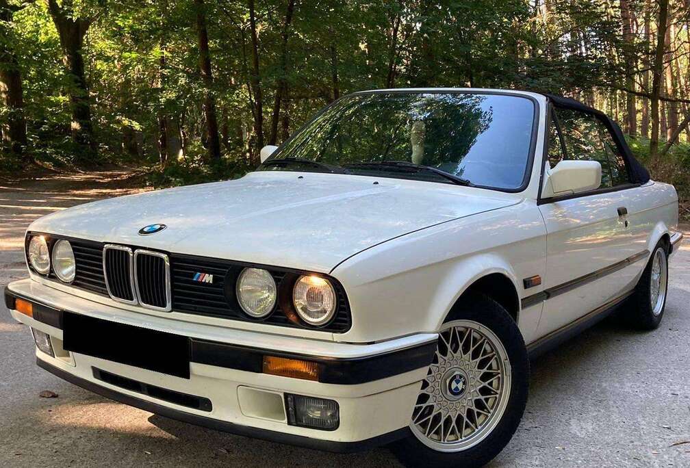 BMW i Cabrio E30