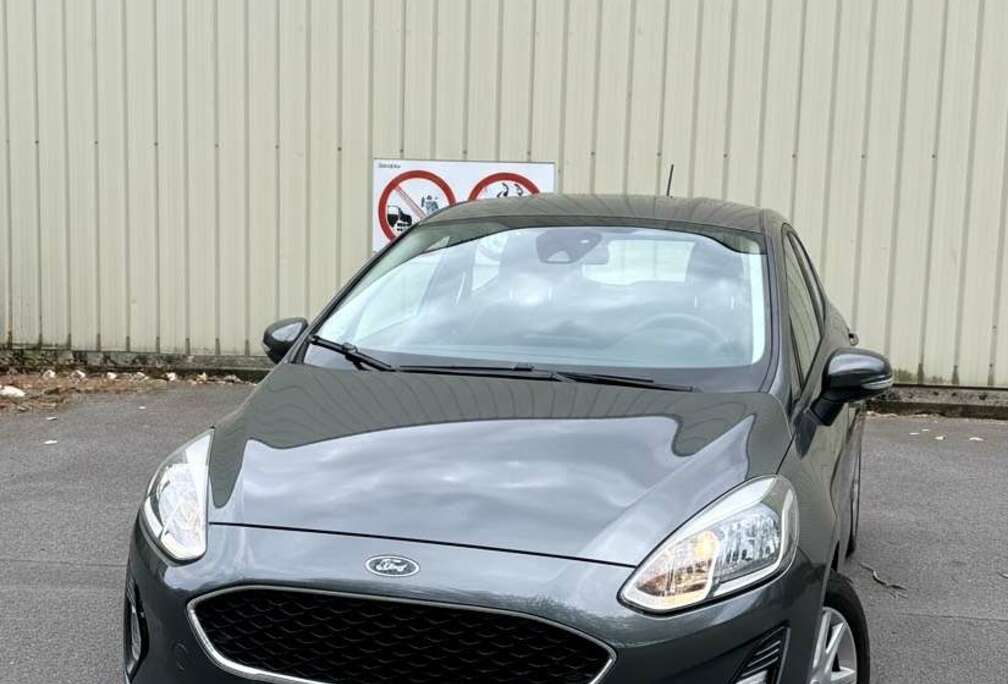 Ford 1.1 titanium 1er proprietaire / carplay