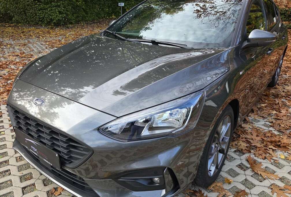 Ford 1.0 MHEV ST-Line*GARANTIE 1AN*CAMERA*NAVI*CARPLAY