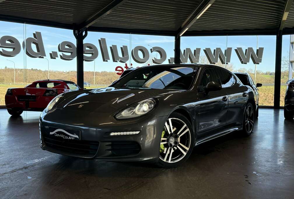 Porsche S e-Hybrid 3.0i V6 (416ch élec+therm) *description