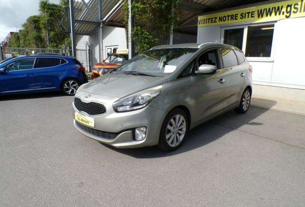 Kia 7places 1.7CRDi 116cv Beige 03/16 Airco GPS USB