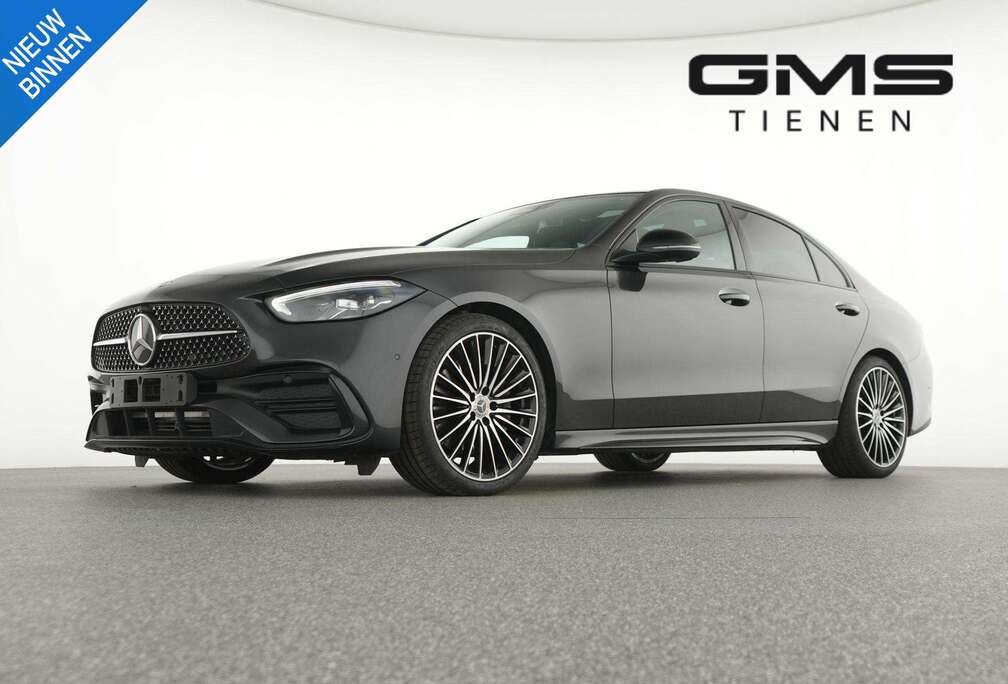 Mercedes-Benz Sedan 180 AMG Line