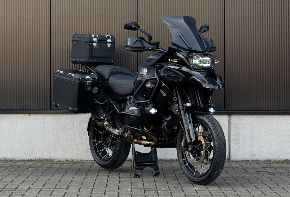 BMW BMW R1250GSA Adventure Triple Black–Full Option Cu