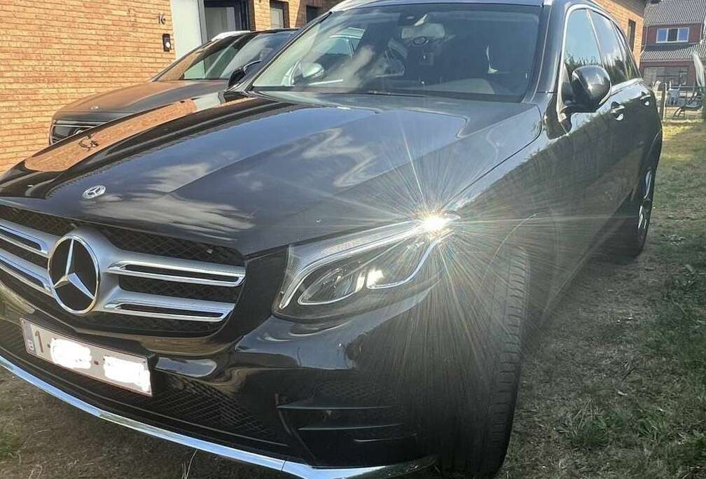 Mercedes-Benz d 4-Matic AMG-Line