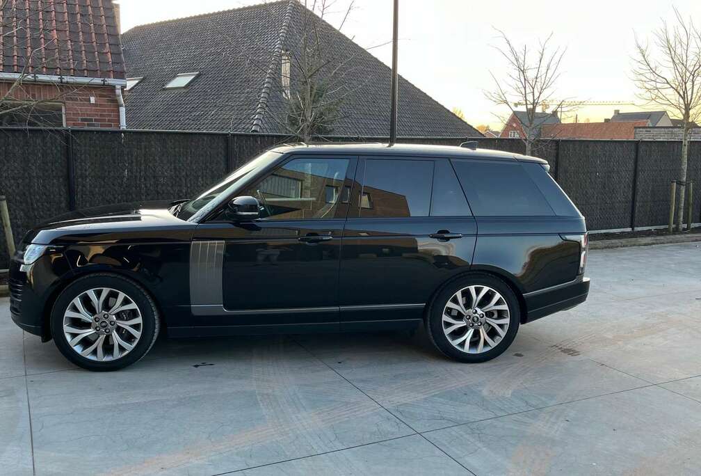 Land Rover Range Rover 4.4 SDV8 Vogue
