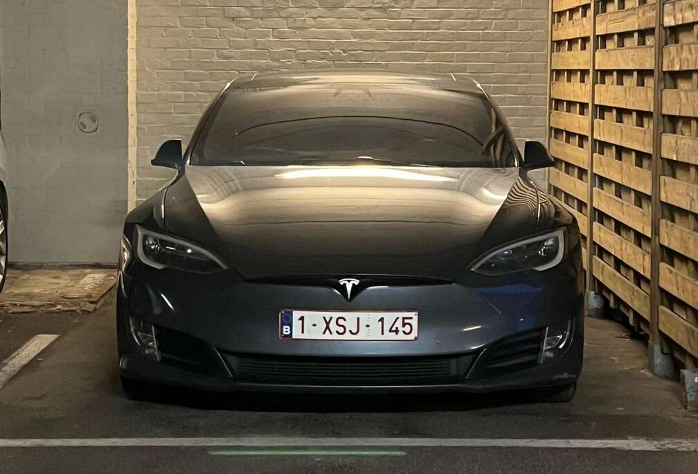 Tesla Model S 100 kWh Dual Motor