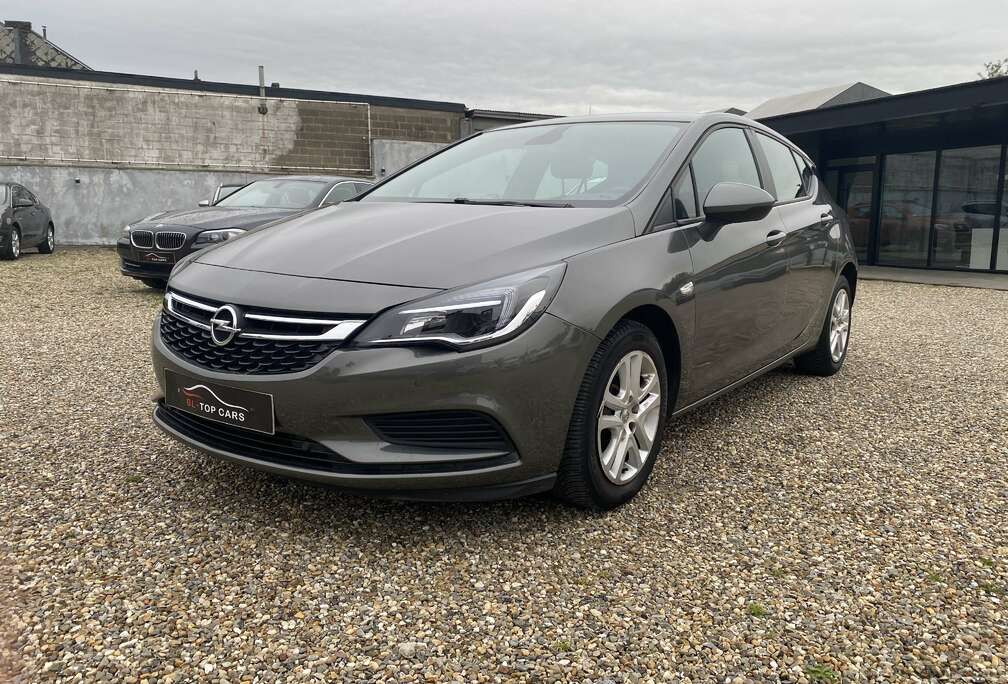 Opel Astra 1.6 CDTi Edition