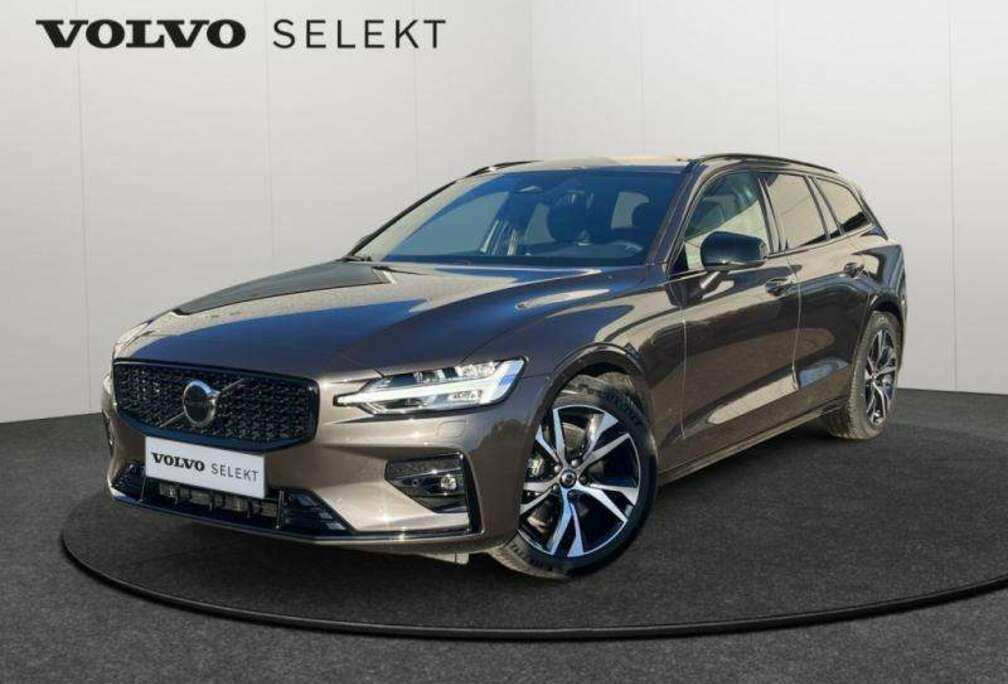 Volvo B4 Plus Dark / Diesel