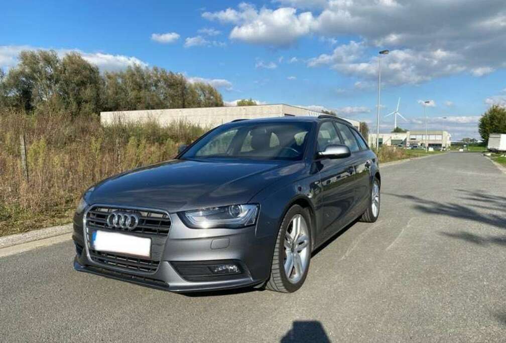 Audi A4 Avant 2.0 TDi S line Multitronic