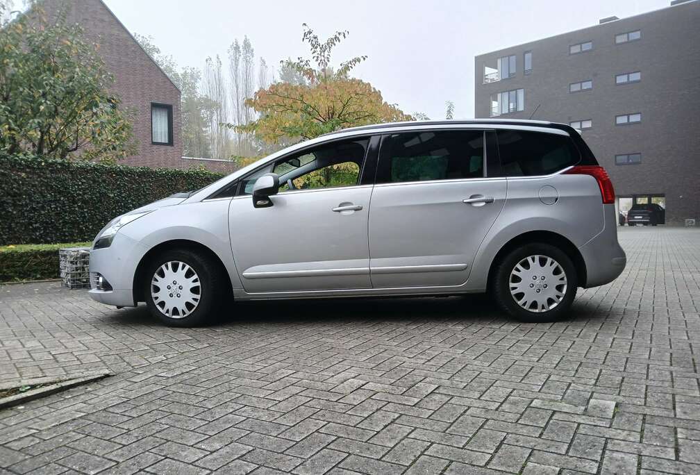 Peugeot 1.6 diesel Bj 2011 199000km 1ste eigenaar EXPORT