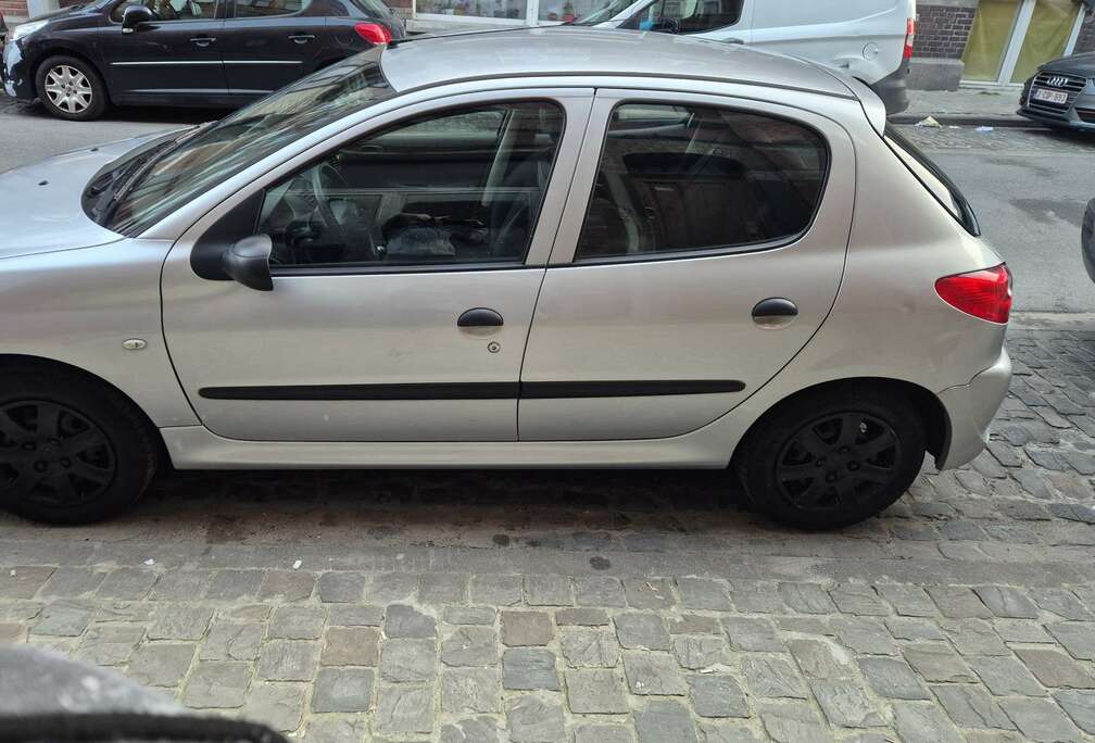 Peugeot 206+ 1.1i Trendy