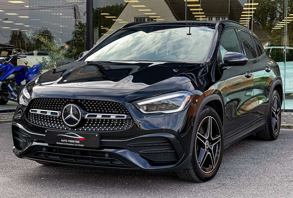 Mercedes-Benz d AMG Line Night Edition FULL OPTIONS *TVA / BTW*