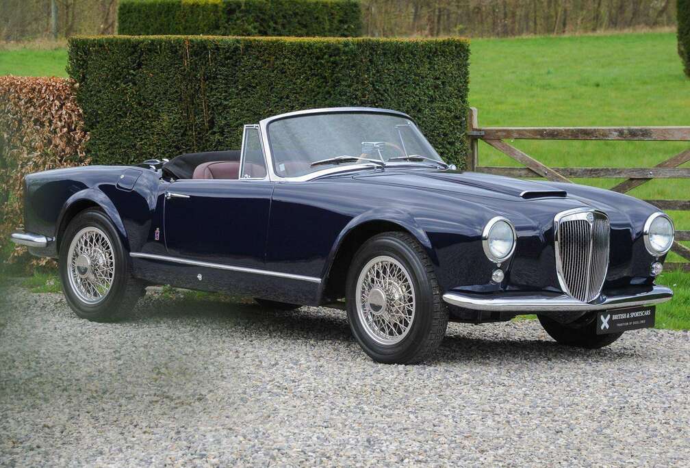 Lancia Aurelia B24S Convertible by Pinin Farina