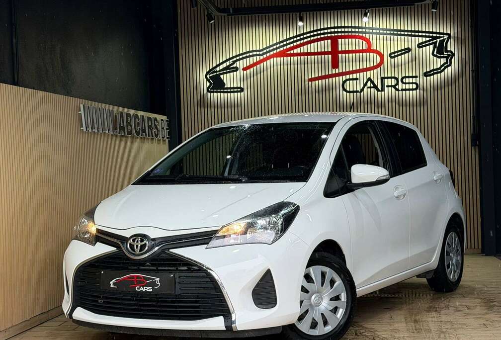 Toyota 1.3i VVT-i * GARANTIE 12 MOIS * 1ER PROP