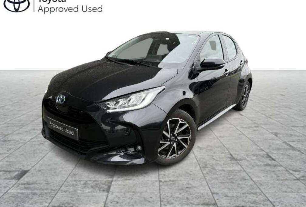 Toyota 1.5 Hybride Iconic + Hi-Tech Pack & Navi