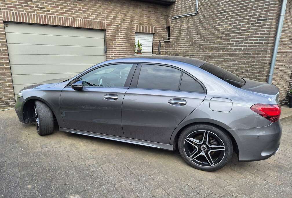 Mercedes-Benz Sedan AMG Line