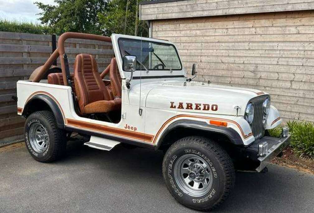 Jeep Latedo