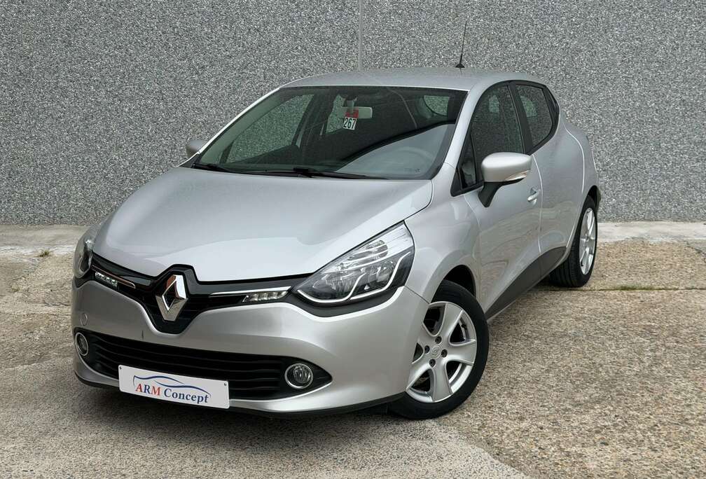 Renault Clio 1.2i Essence 2013 GARANTIE 12 Mois