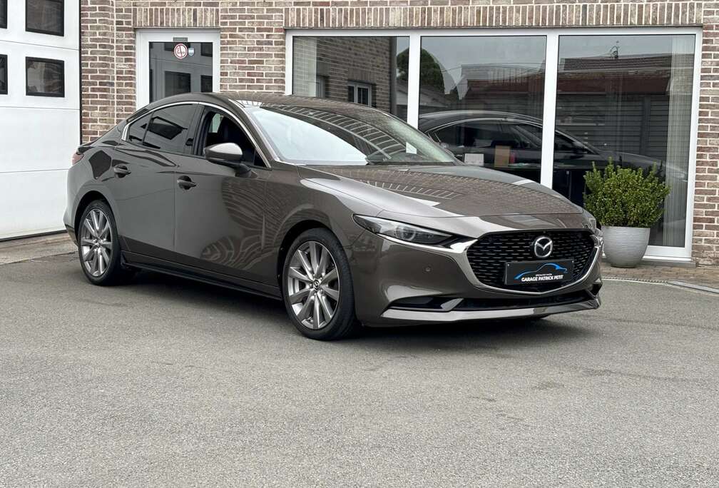Mazda 3 2.0 M-HYBRID Sedan / Automaat / Leder / Trekhaak