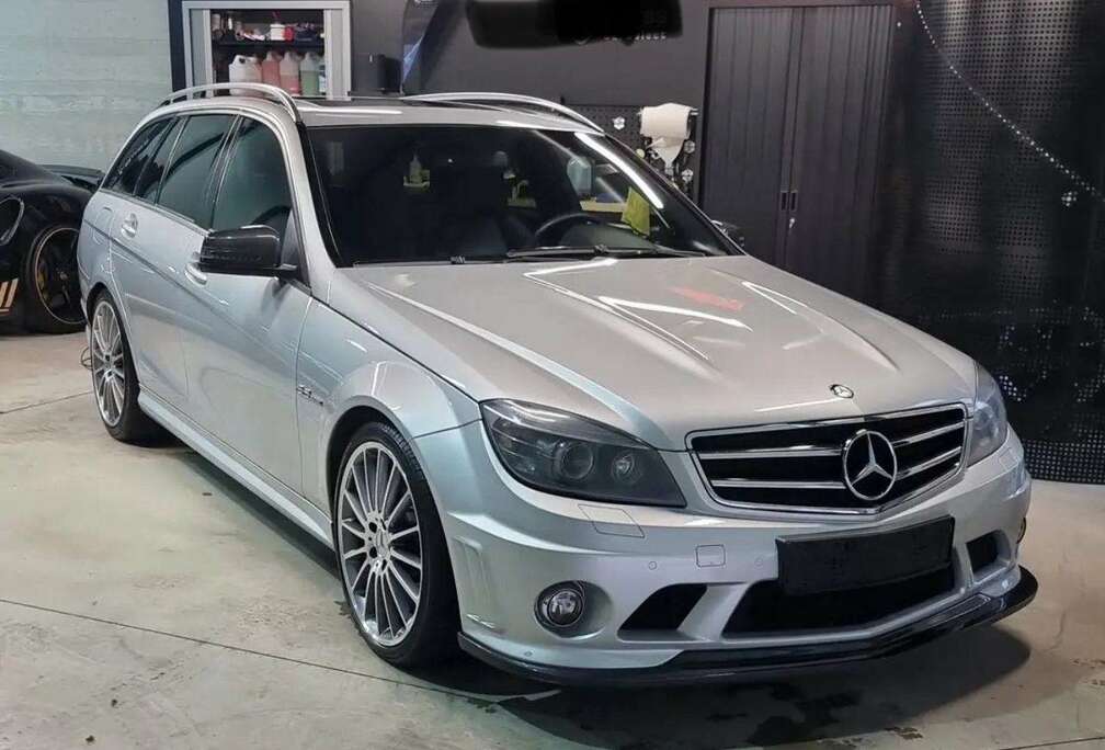 Mercedes-Benz C 63 AMG T 7G-TRONIC Performance Plus