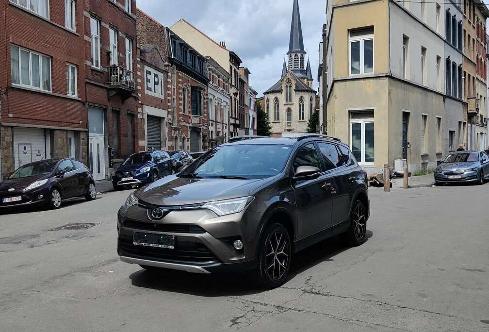 Toyota 2.0i 4x4