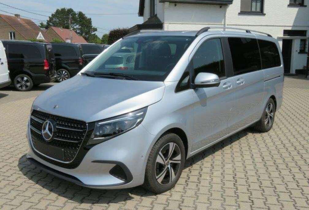 Mercedes-Benz d 7 plaatsen met slaapbed