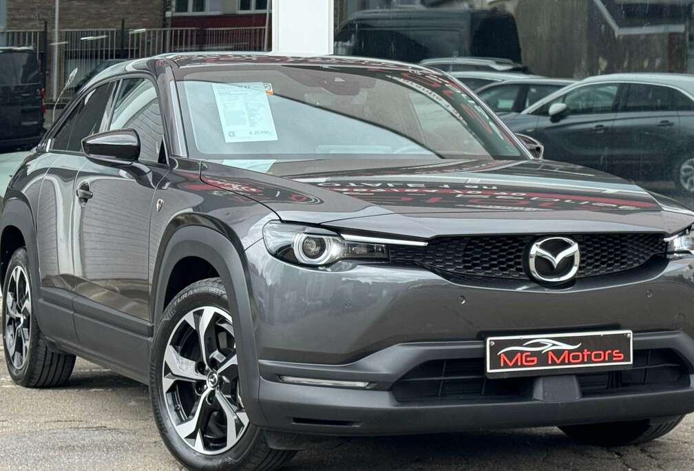 Mazda MX-30 17.8 kWh e-SKYACTIV R-EV Makoto (125kW)