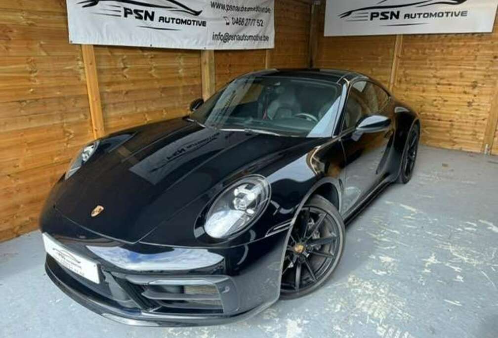 Porsche Carrera  * Navi * Keyless Go * Panodak * Automaat