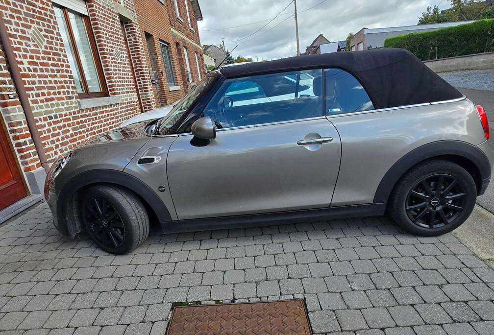 MINI Mini Cabriolet 1.5 D Cooper