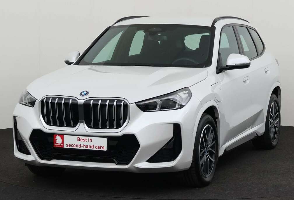 BMW x-Drive25e iA M-SPORT + GPS + CARPLAY + LEDER/ALCA
