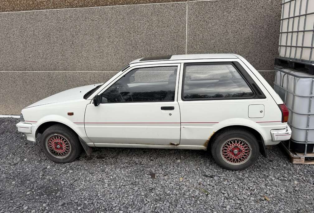 Toyota Luxe 4 Vitesse 3 Deurs