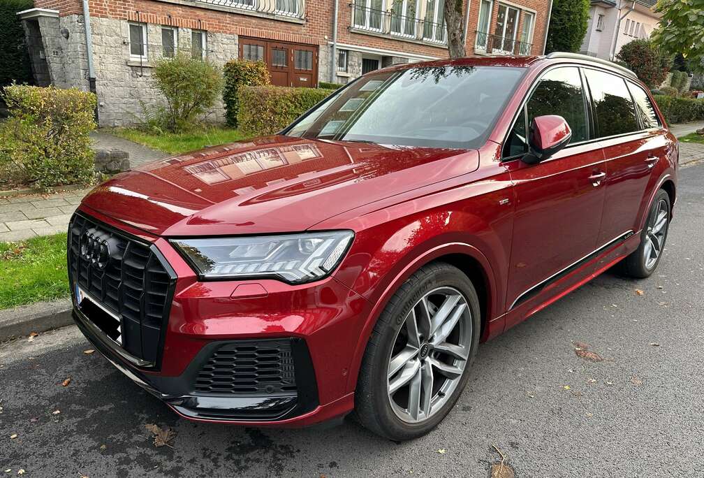 Audi 55 TFSi S-line quattro