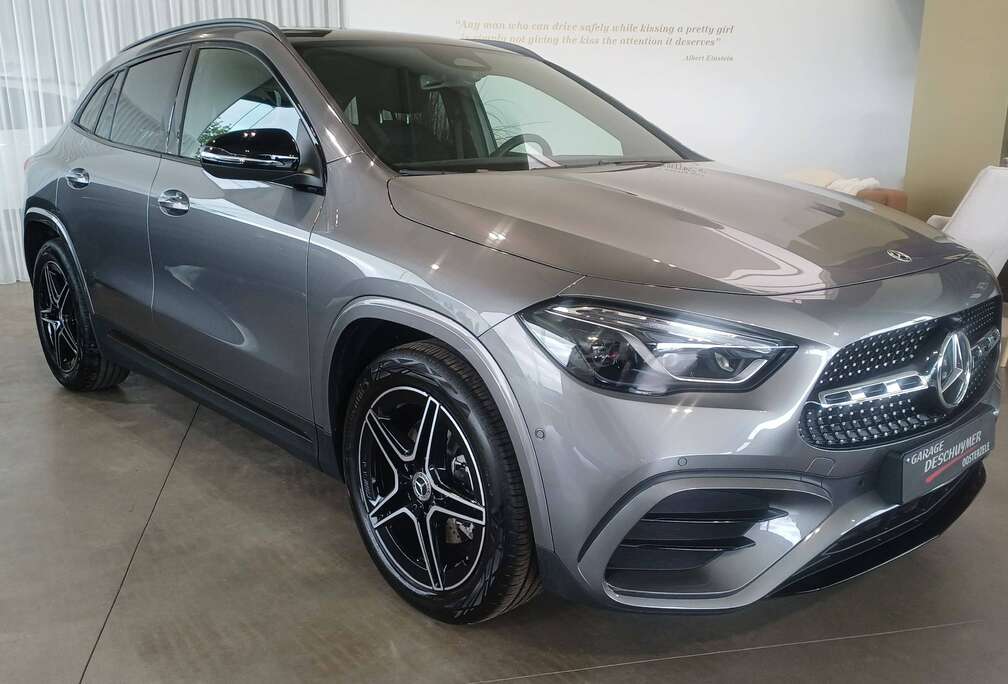 Mercedes-Benz GLA 180 AMG Night pack Panorama dak