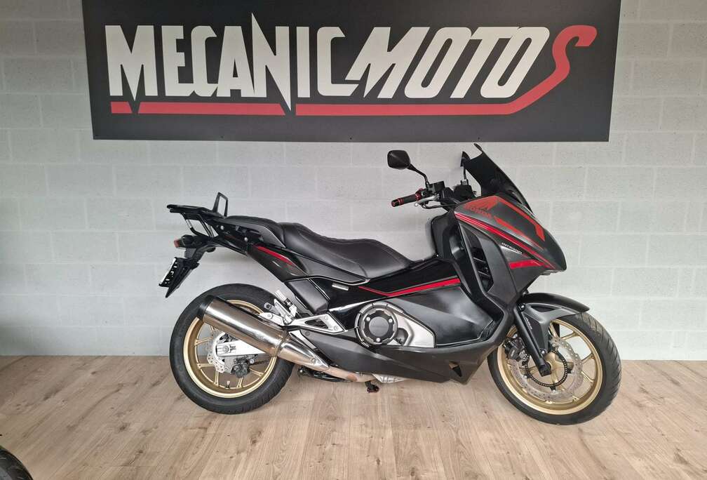 Honda 750 2014