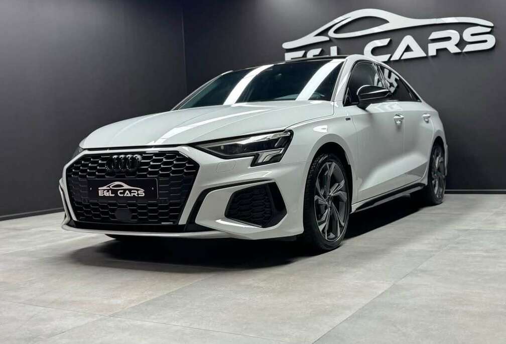Audi A3 30 TDi S line S tronic **12 mois de garantie**