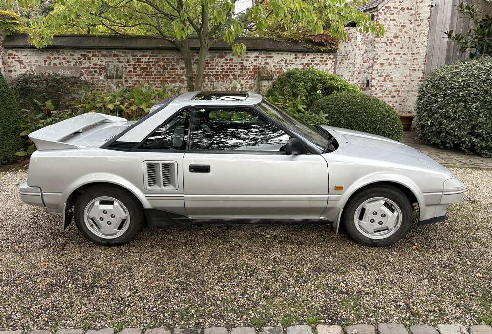 Toyota Open Dak Coupe