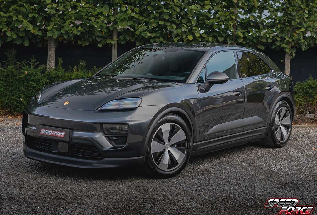 Porsche 4 EV  Luchtvering  Panodak  360 view  BOSE