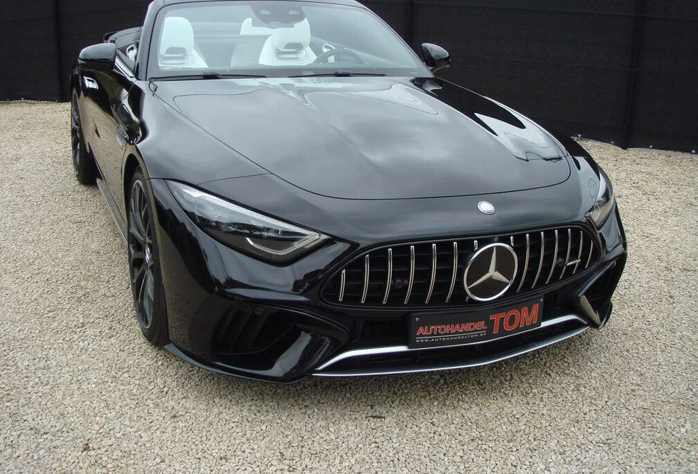 Mercedes-Benz V8 4-MATIC * LIFT * CARBON * BURMESTER * 360