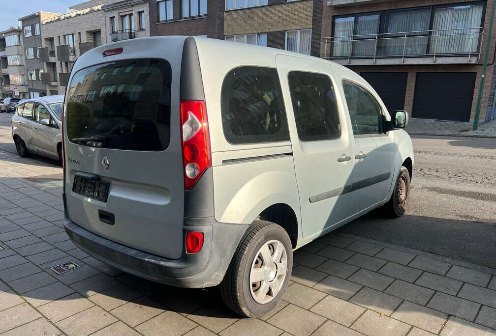 Renault Kangoo 1.6i 5 places