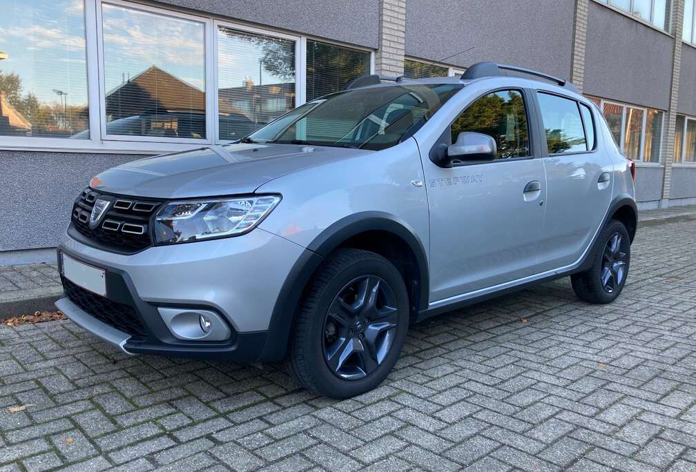 Dacia Sandero Stepway+ TCE 90