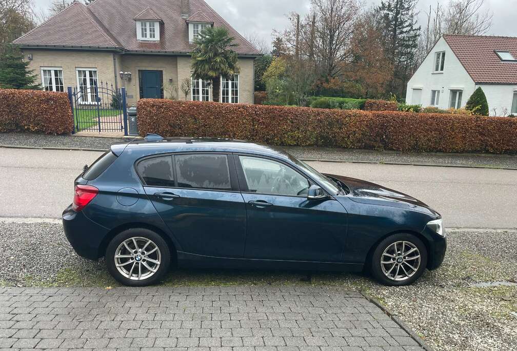 BMW 116iA