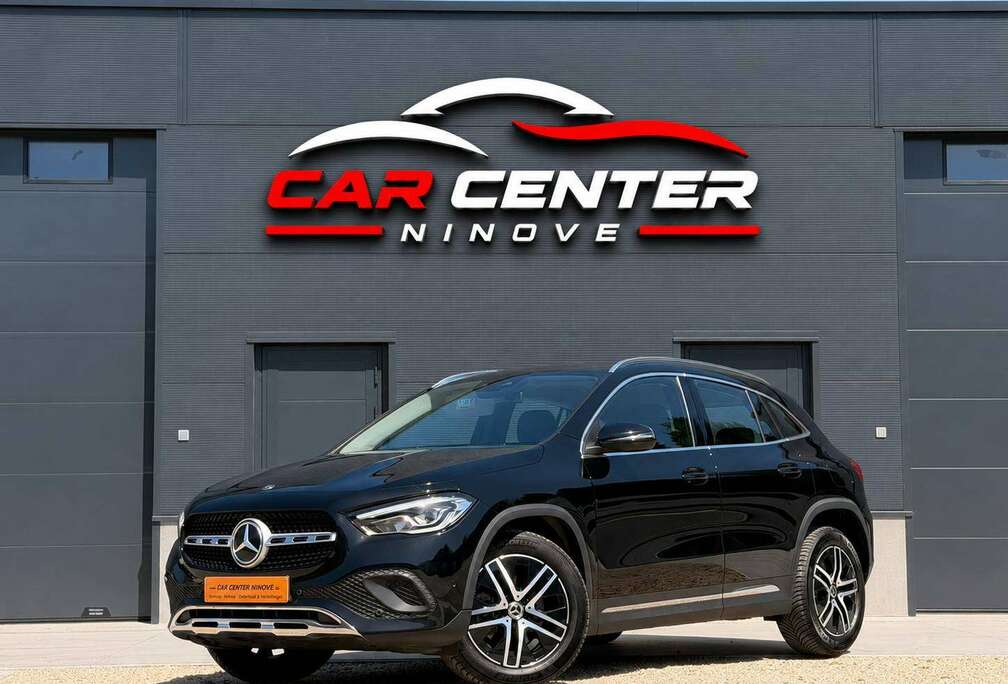 Mercedes-Benz Style 7G-DCT / Afneembare Trekhaak / PDC+Camera / Apple & Android