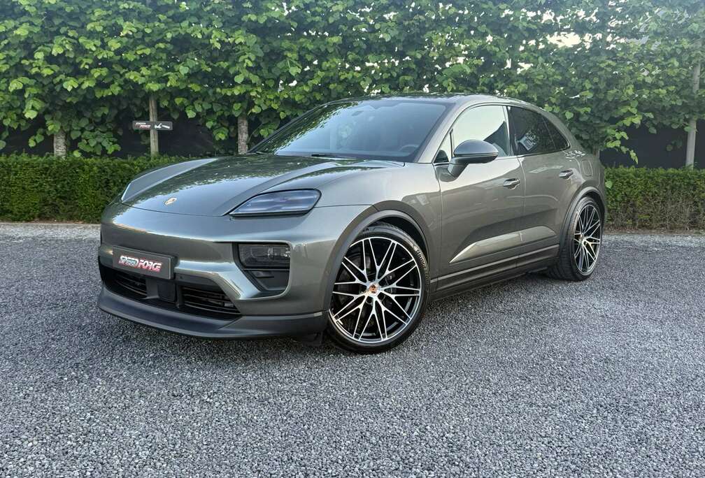 Porsche 4 EV 2026  22\