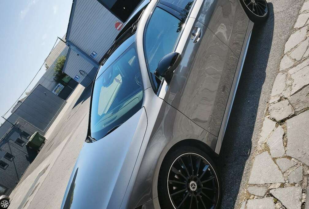 Mercedes-Benz AMG full