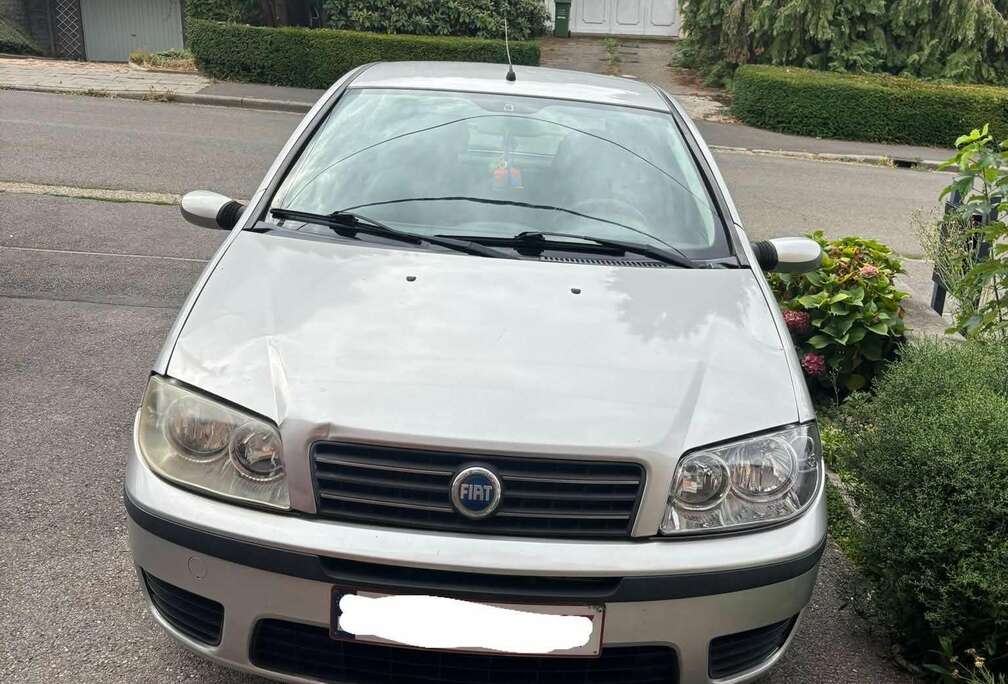 Fiat 1.2i 8v First Class