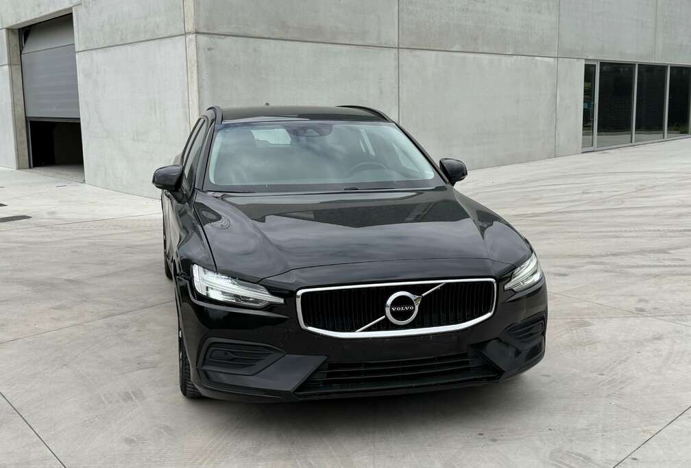 Volvo V60 2.0 T4 Momentum Geartronic